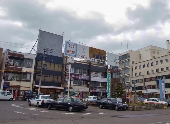 小諸駅前